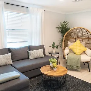 Holiday home Tranquil & Fully Renoveted Near Busch Gardens, Tampa